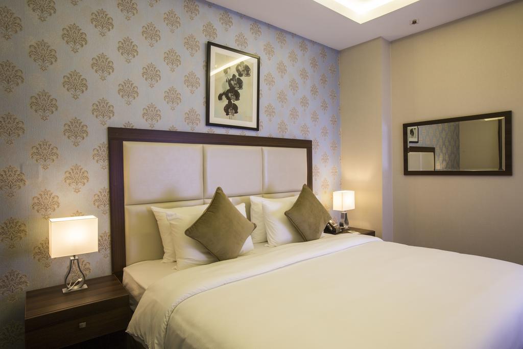 The Town Hotel Doha Buitenkant foto